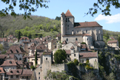 St Cirq Lapopie dans la Vallée du Lot